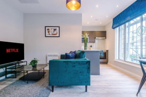 Spacious Studio Apartment in Southport Centre